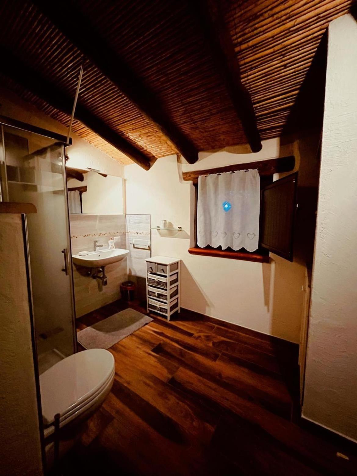 פוני Ovostolai Cottage מראה חיצוני תמונה